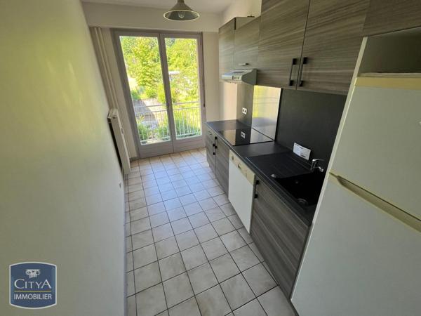 Appartement à louer 1 pièce 45m²
