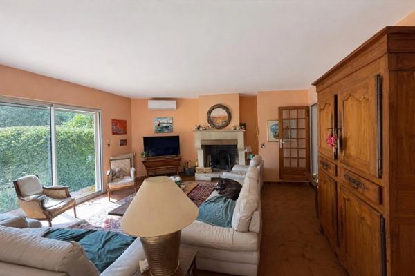 Villa d’architecte méditerranéenne avec piscine et parc arboré de 2 159 m² – Narbonne