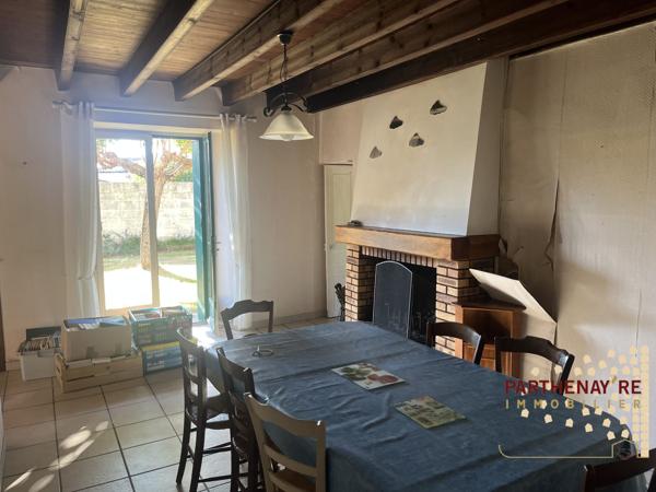 Maison de bourg avec jardin et garage