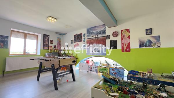 Maison 8 pièces - 235 m²