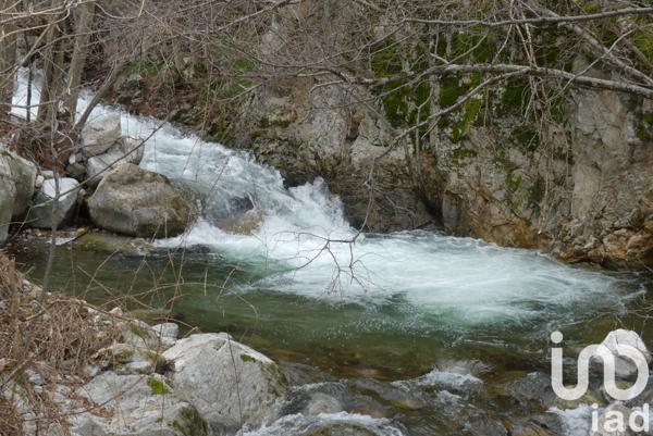 Immeuble à vendre 10 000 m² Burzet