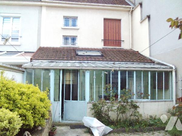 Maison de ville avec garage