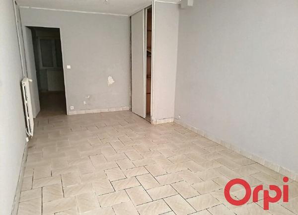 Maison à vendre    7 pièces •  Parsac