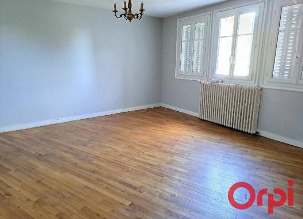 Maison à vendre    7 pièces •  Parsac