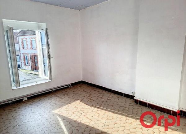 Maison à vendre    7 pièces •  Parsac