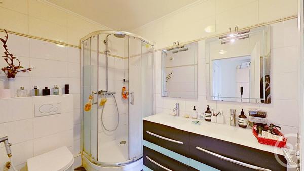 Appartement F4 à vendre  4 pièces - 84,78 m2 NOGENT SUR MARNE - 94