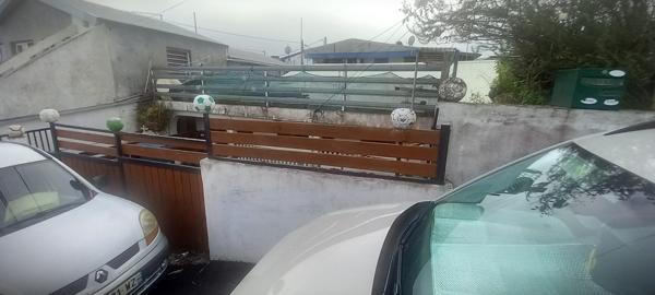 Maison mitoyenne à restaurer de 143 m² à LA CHALOUPE