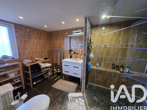 Maison à vendre 10 pièces 318 m² Saint-Ambroix