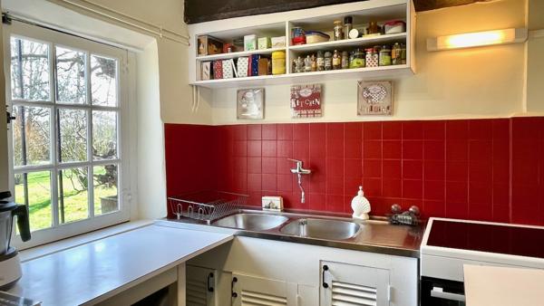 Propriete
                                                                                                                                                                                                                                                                                                                        6 pièce(s)                                                                                                                                                                                                          4 chambre(s)                                                                                                                                                                                                          125  m²