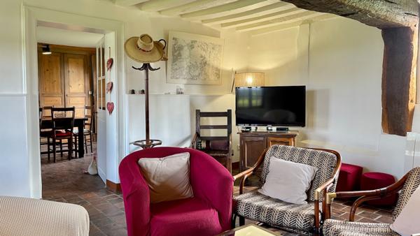 Propriete
                                                                                                                                                                                                                                                                                                                        6 pièce(s)                                                                                                                                                                                                          4 chambre(s)                                                                                                                                                                                                          125  m²