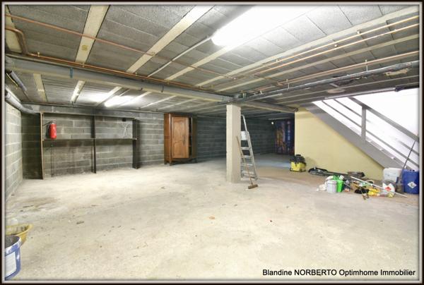 VILLA DE PLAIN PIED 5 CHAMBRES SUR GRAND SOUS SOL + TERRAIN