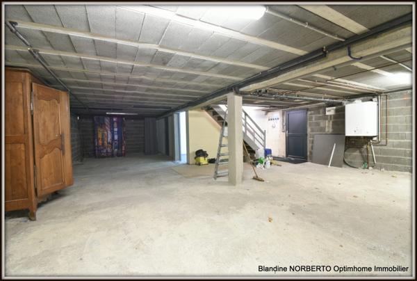 VILLA DE PLAIN PIED 5 CHAMBRES SUR GRAND SOUS SOL + TERRAIN