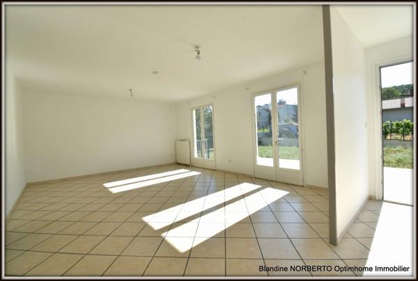 VILLA DE PLAIN PIED 5 CHAMBRES SUR GRAND SOUS SOL + TERRAIN
