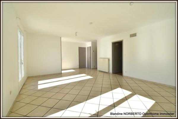 VILLA DE PLAIN PIED 5 CHAMBRES SUR GRAND SOUS SOL + TERRAIN