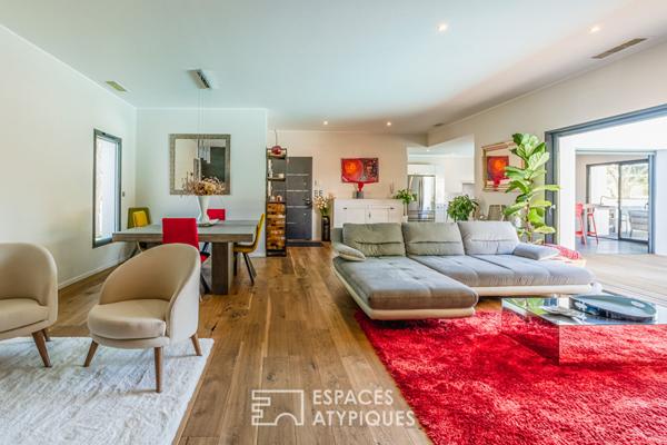 Villa de plain-pied avec piscine avec appartement indépendant et terrain constructible