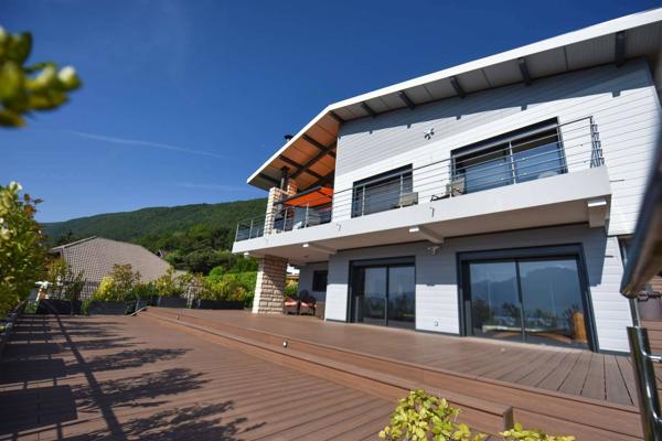 Maison à vendre - Sévrier 8 pièces de 240.87 m²