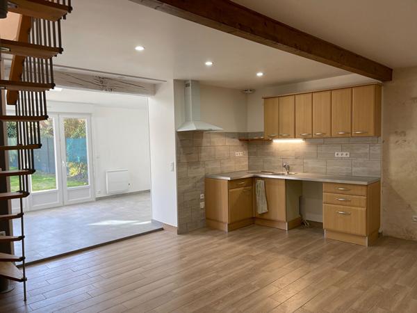 Maison Thoury Ferottes 5 pièce(s) 94 m2