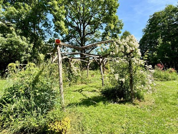 Vente Maison de luxe Ligueil 9 Pièces 250 m²