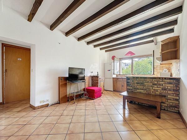 Maison Montesson €724 500 ** - Référence 161439