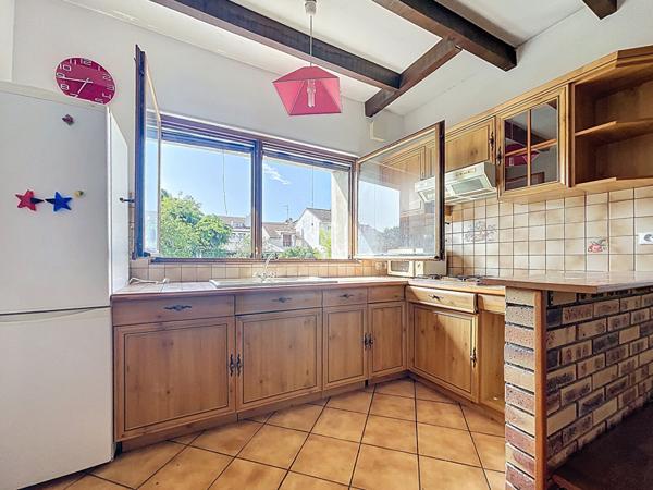 Maison Montesson €724 500 ** - Référence 161439