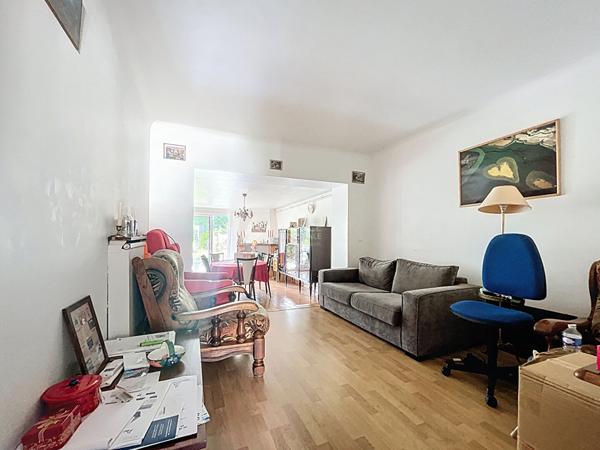 Maison Montesson €724 500 ** - Référence 161439