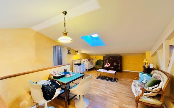 Maison à vendre    6 pièces •  Royan