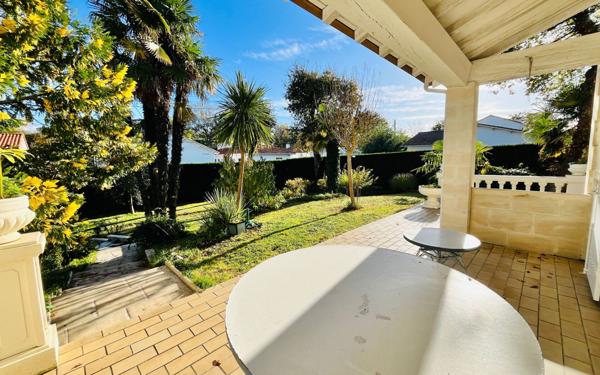 Maison à vendre    6 pièces •  Royan