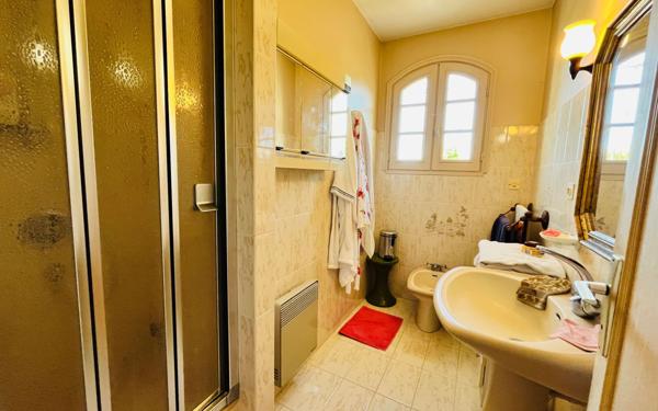 Maison à vendre    6 pièces •  Royan