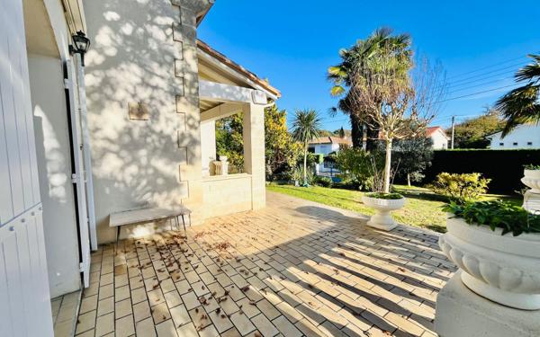 Maison à vendre    6 pièces •  Royan