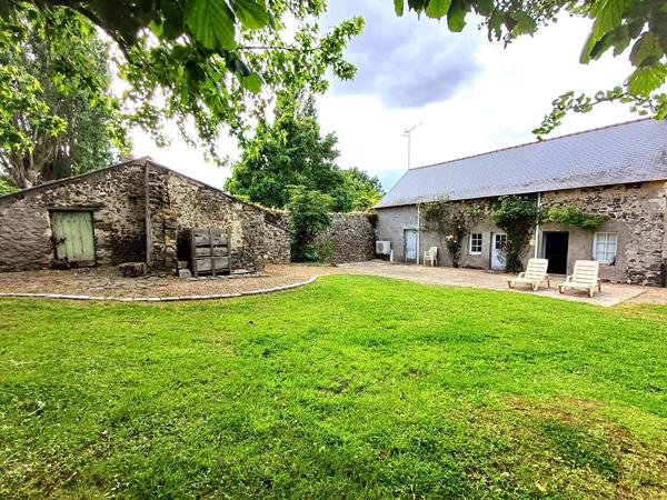 MAISON DE CAMPAGNE AVEC FORT POTENTIEL