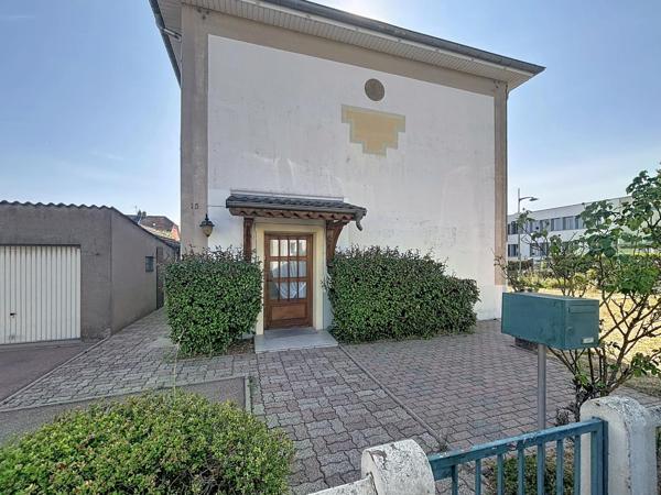 Appartement avec jardin et garage