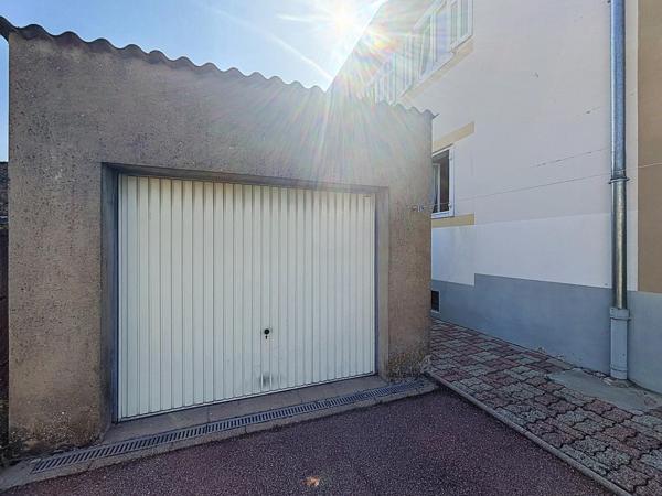 Appartement avec jardin et garage