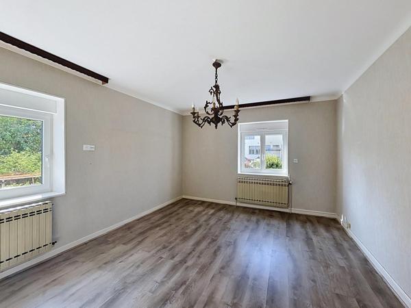 Appartement avec jardin et garage