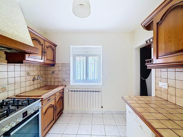 Appartement avec jardin et garage
