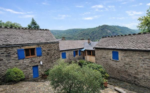 Maison à vendre    4 pièces •  Altier