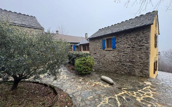 Maison à vendre    4 pièces •  Altier