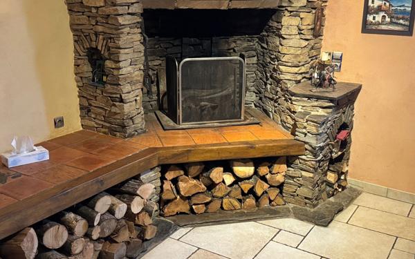 Maison à vendre    4 pièces •  Altier