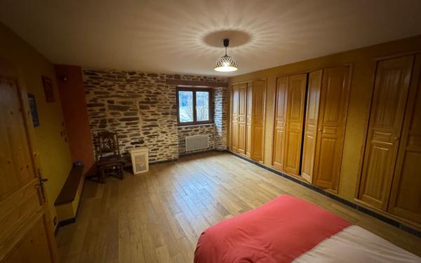 Maison à vendre    4 pièces •  Altier