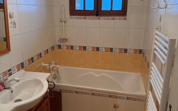 Maison à vendre    4 pièces •  Altier