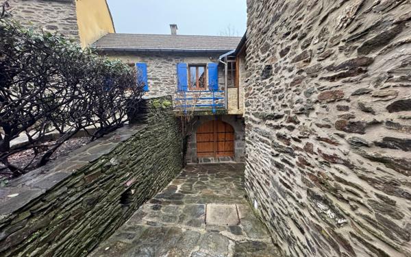 Maison à vendre    4 pièces •  Altier