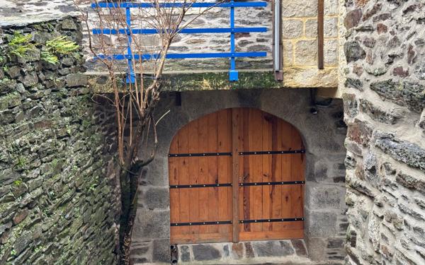 Maison à vendre    4 pièces •  Altier