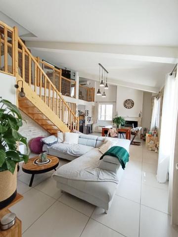 Maison Celle-levescault 4 pièces 110 m2