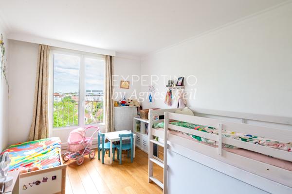 Rueil-Malmaison (92500) RUEIL-MALMAISON - PLATEAU / MONT VALÉRIEN - APPARTEMENT 4 PIÈCES CONTEMPORAIN AVEC LOGGIA