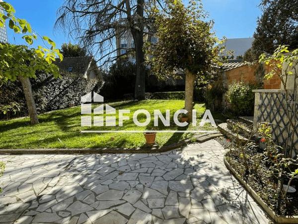 À vendre Maison 6 pièces 165 m² - Bordeaux 33200