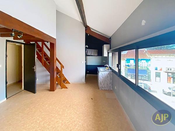 Appartement à vendre Lesparre Medoc - 2 pièces, 33m² avec 1 chambre(s) à 55 000€ - AJP Lesparre Immobilier