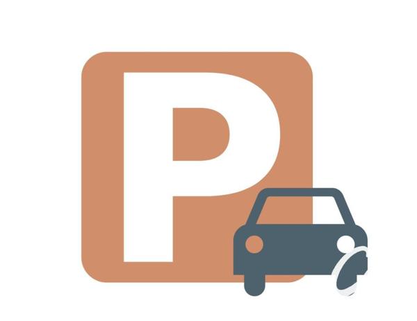 Parking  NANTES Vieux Doulon 18 000 Euros