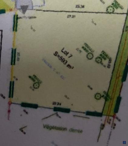 TERRAIN 593m² VIABILISE