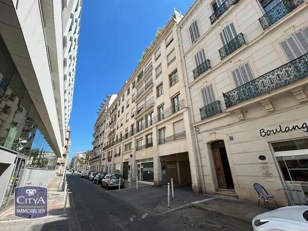 Appartement à vendre 3 pièces 86m² Toulon (83000)