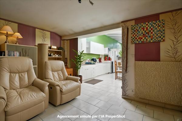 Maison avec garage et jardin au cœur du village / Idéal premier achat ou investissement  LE CHATELET (18)