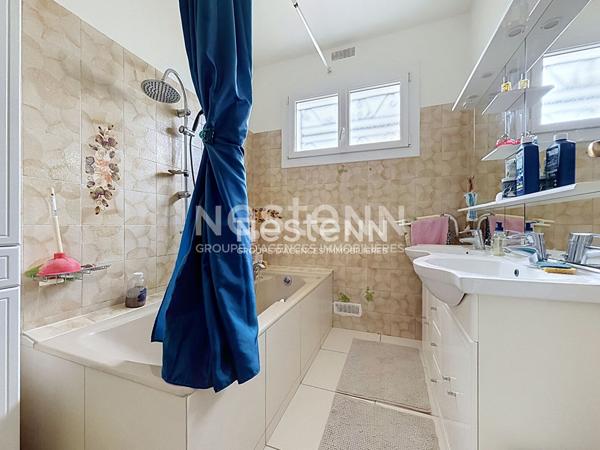 Maison familiale à vendre sur la commune de Chambly 220 m² - 6 chambres, sous-sol total aménagé